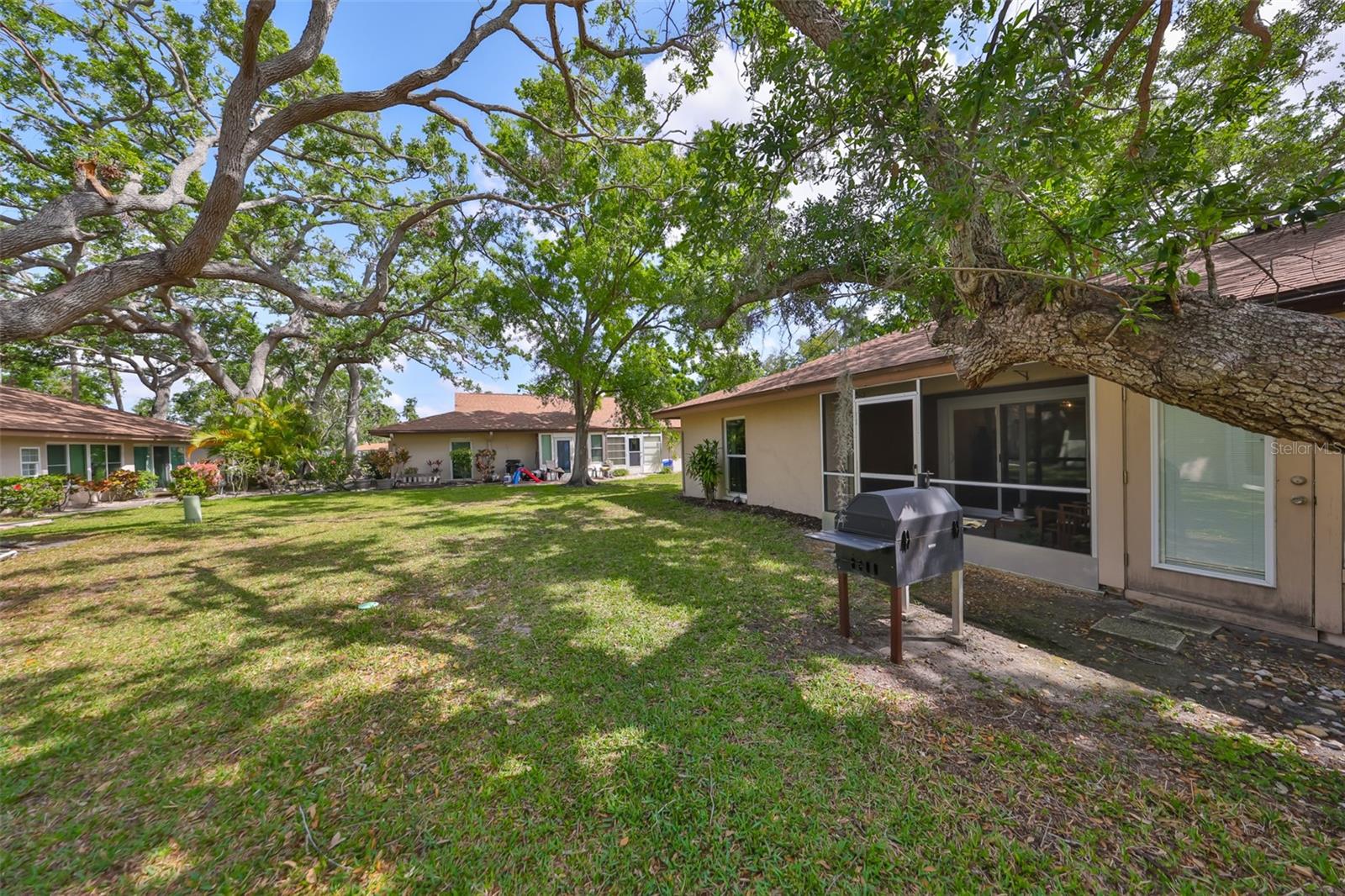 WOODLAND VILLAGE - Residential