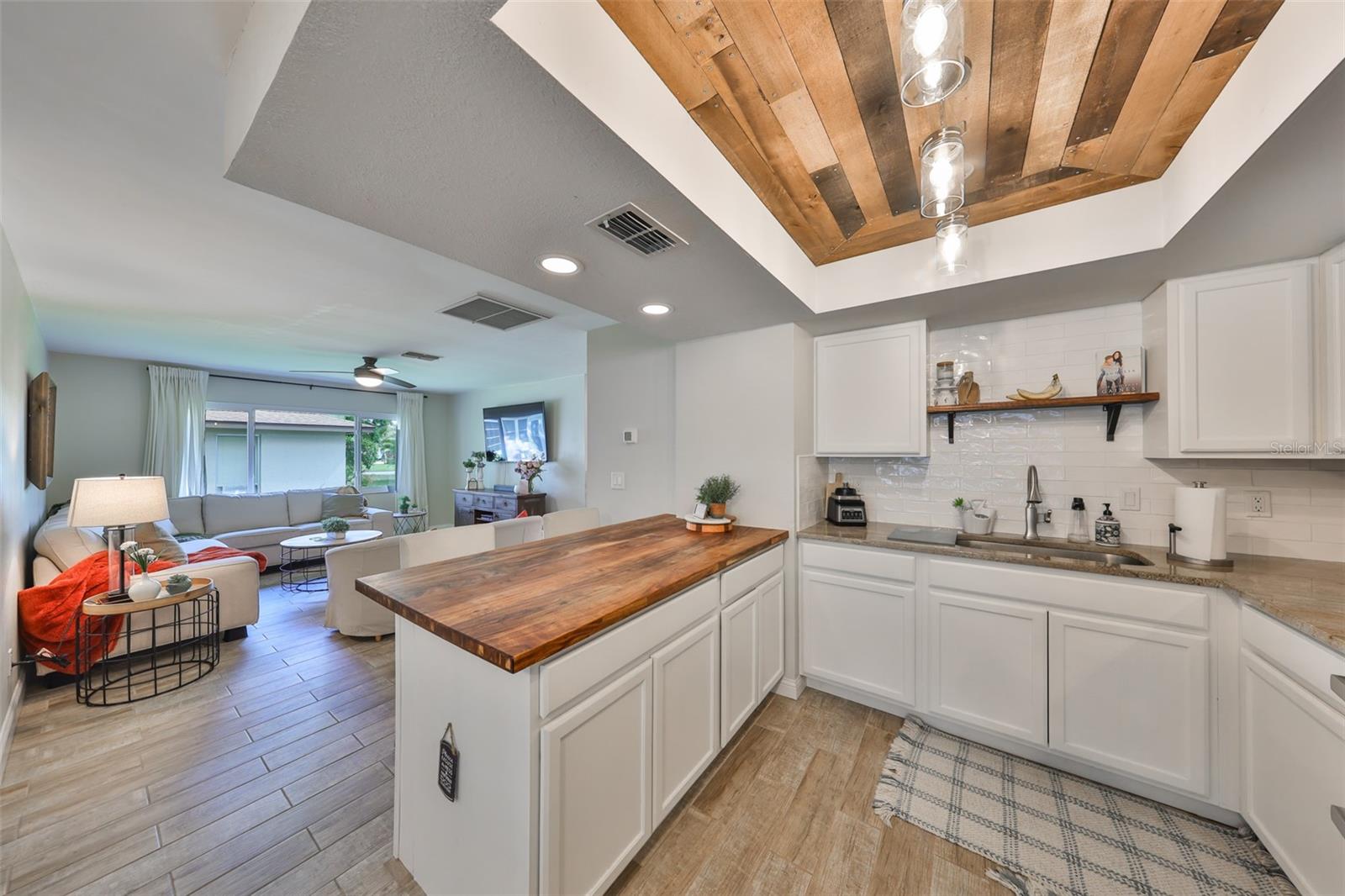 WOODLAND VILLAGE - Residential