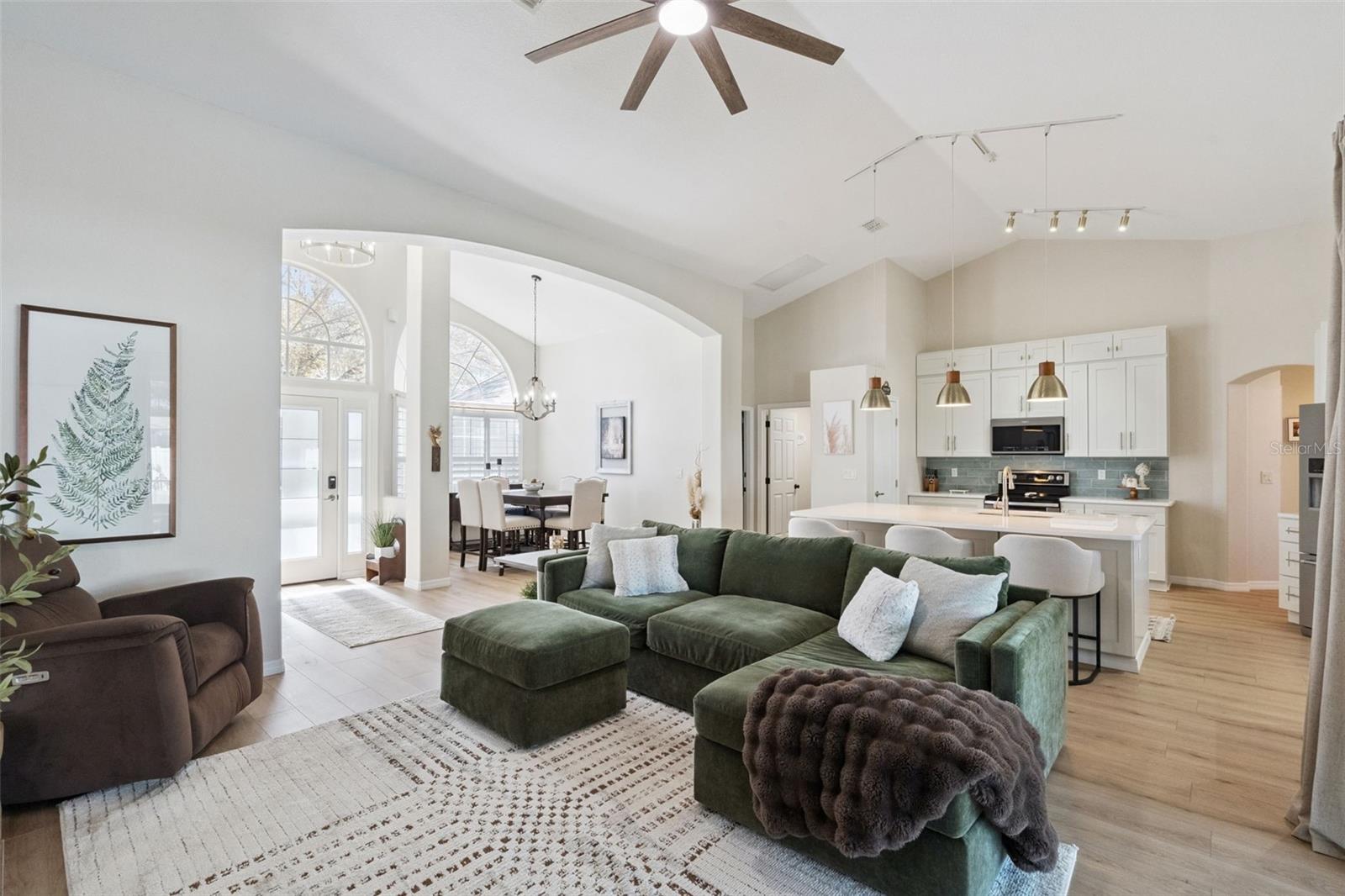 SAWGRASS UNIT 2 - Residential