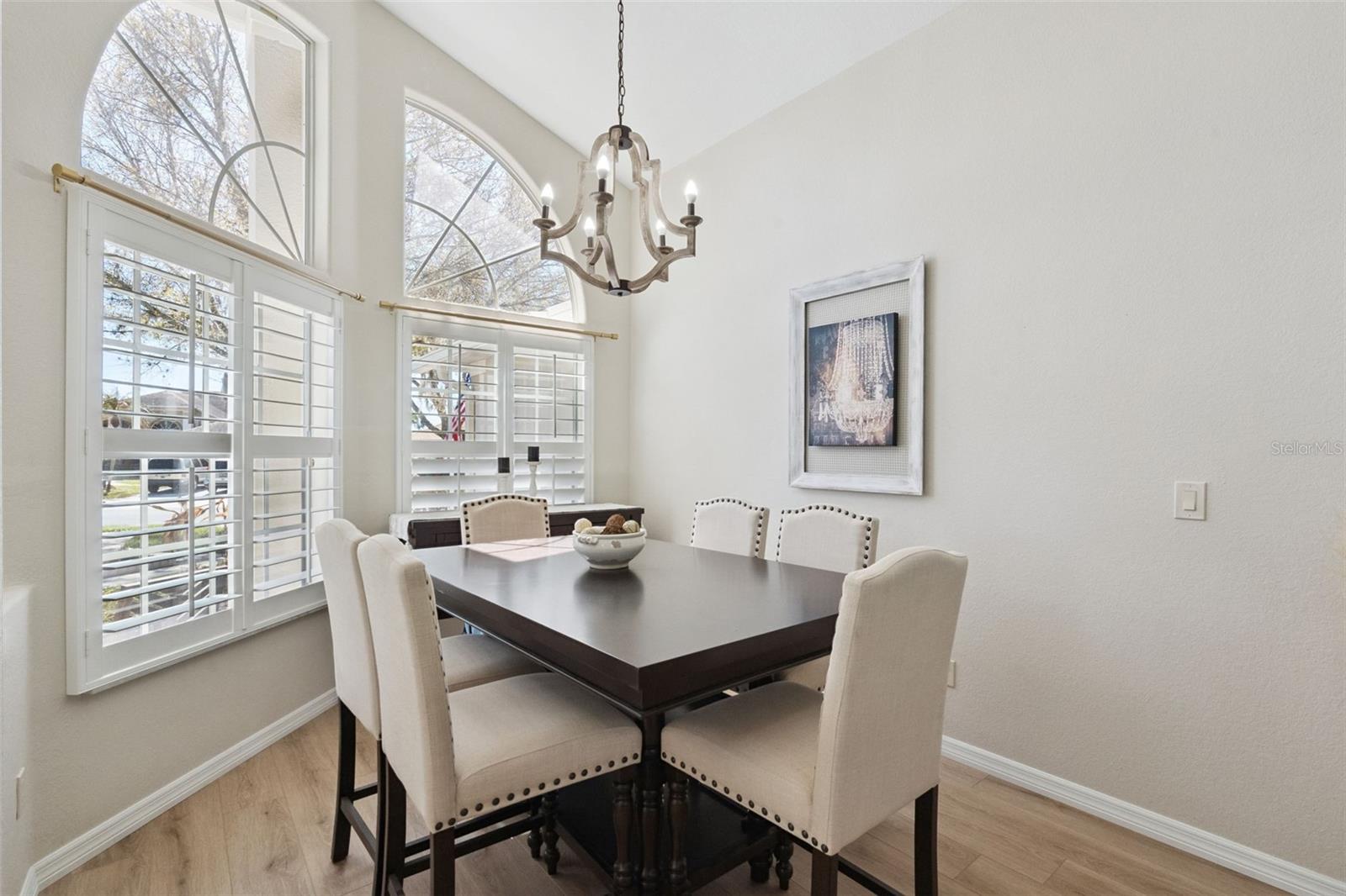 3215 COUNTRYSIDE VIEW DR