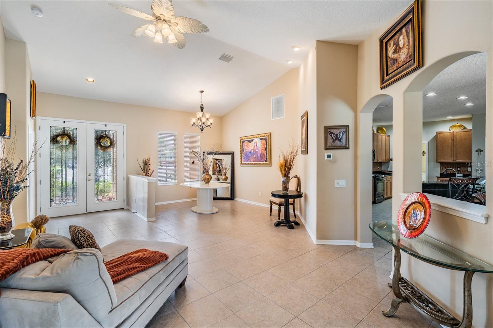 LAKESHORE RANCH - Residential