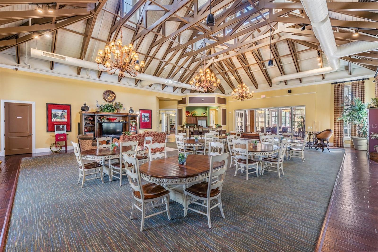 LAKESHORE RANCH - Residential