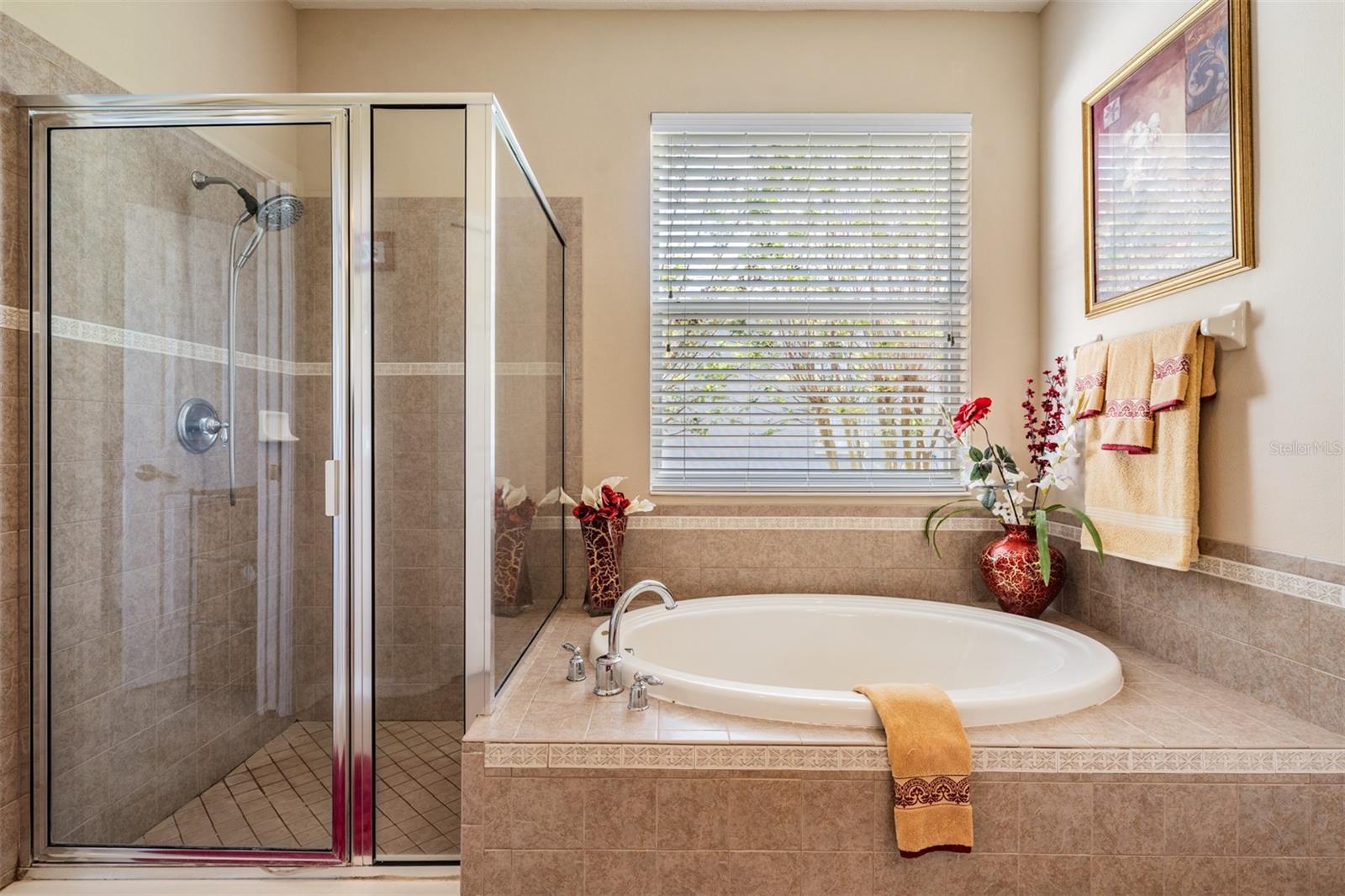 LAKESHORE RANCH - Residential