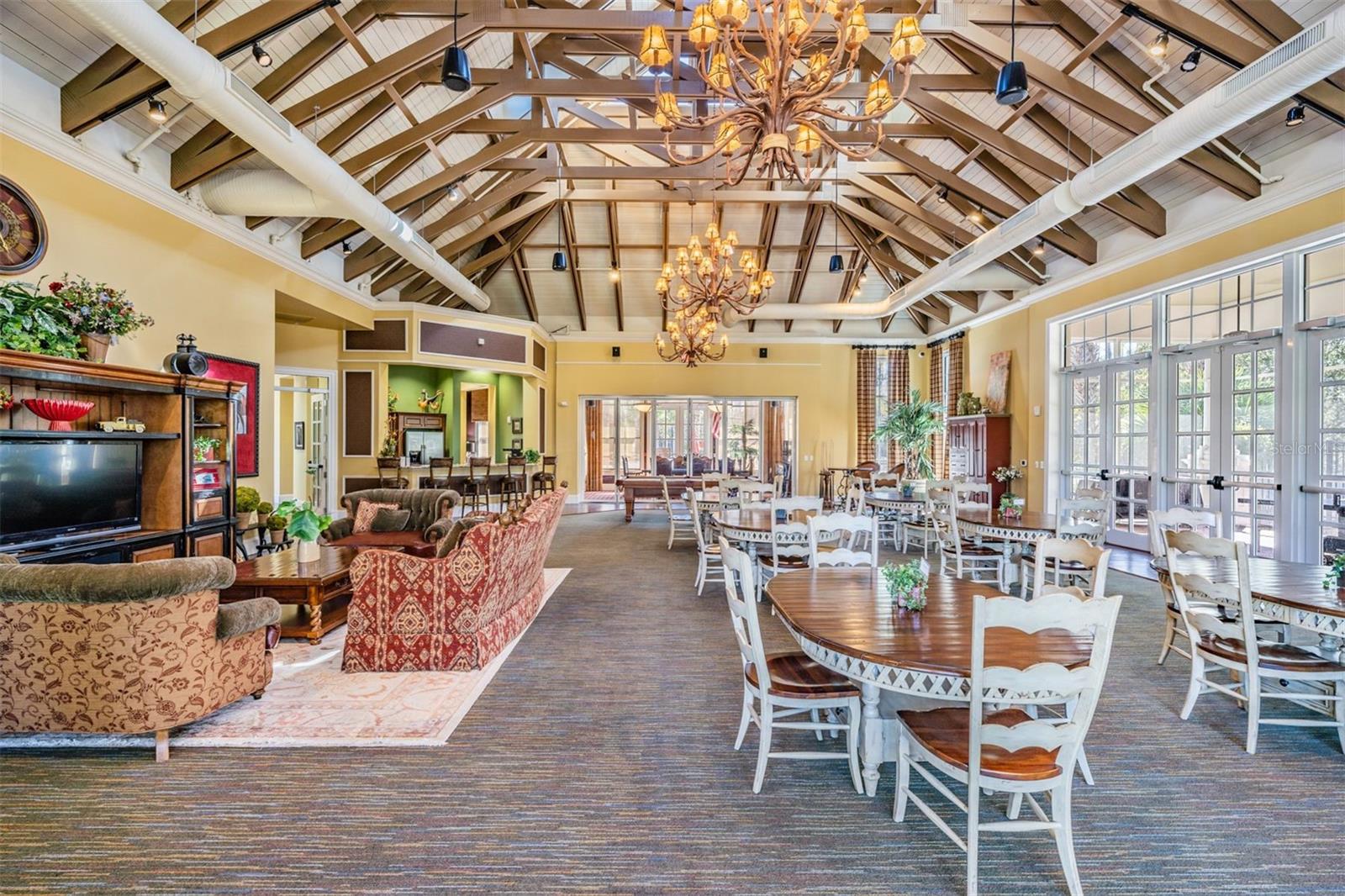 LAKESHORE RANCH - Residential