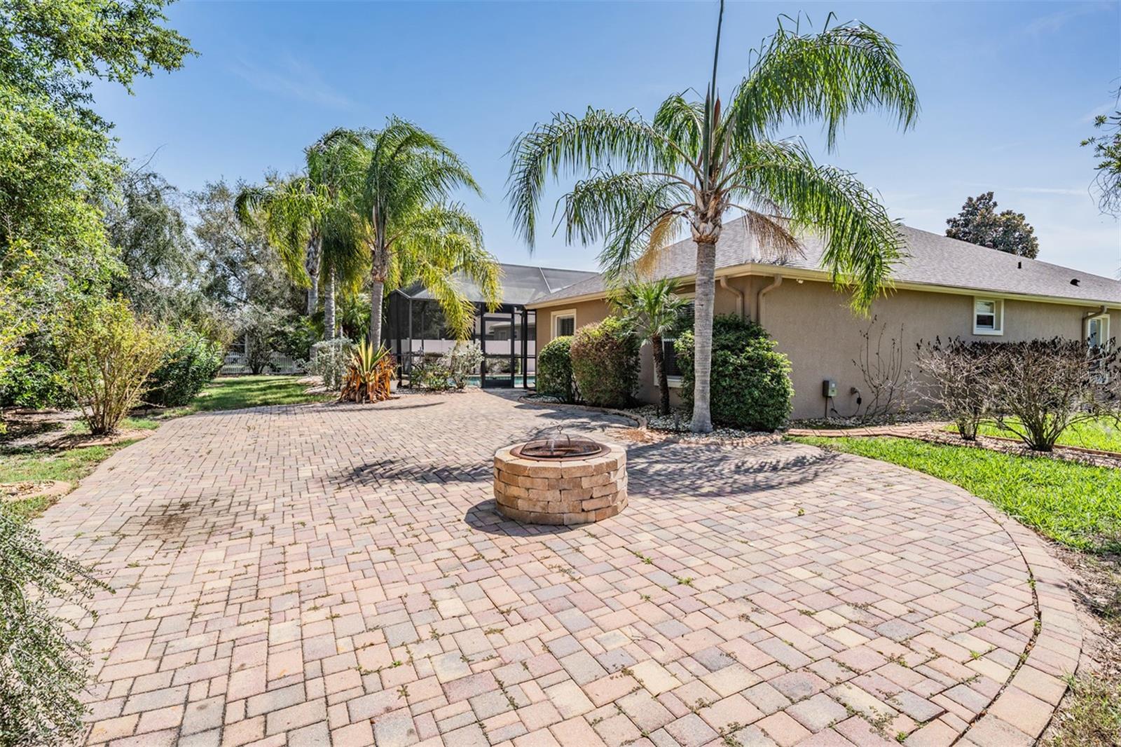 LAKESHORE RANCH - Residential