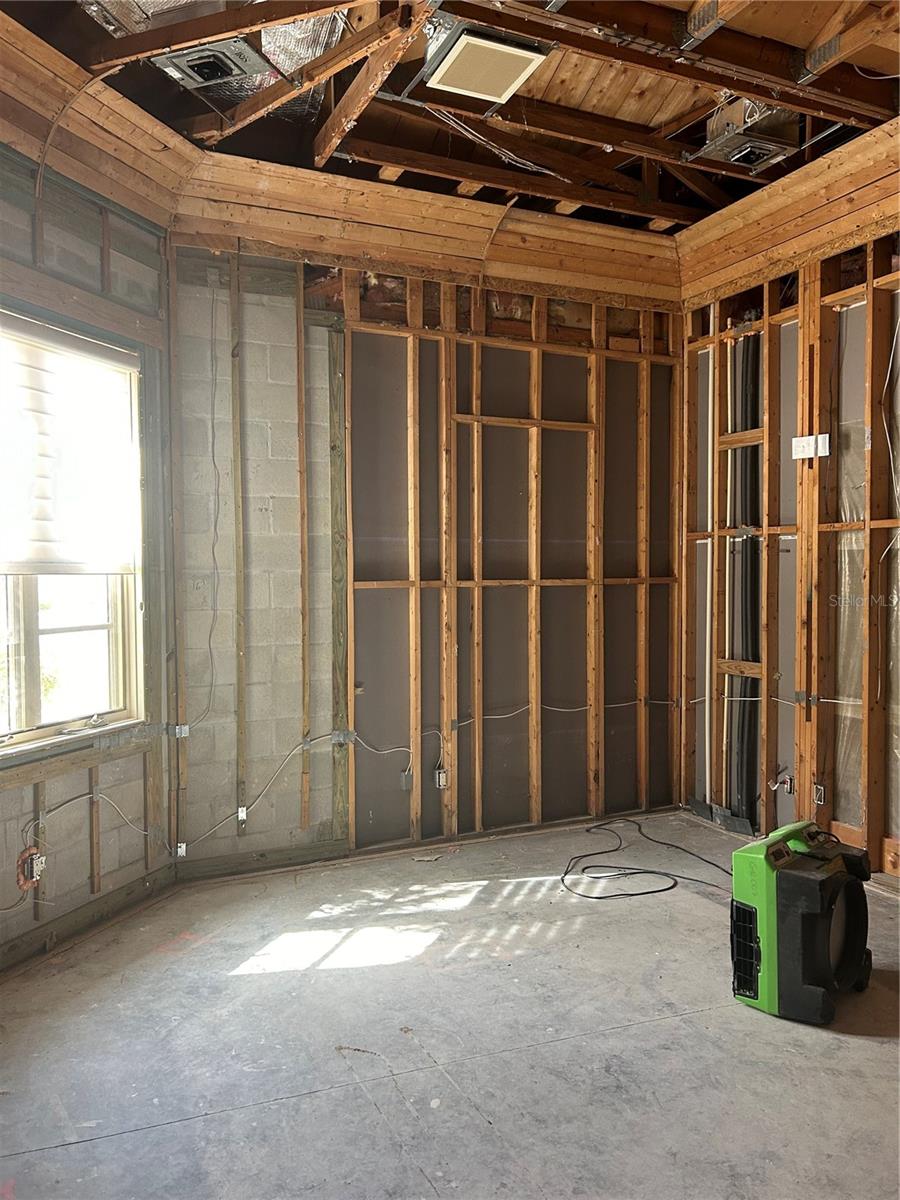 ISLES LAKE HANCOCK PH 02 48 06 - Residential