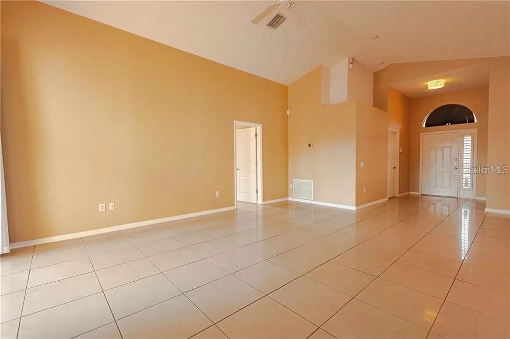 PAVILION PH 2 - Residential Lease