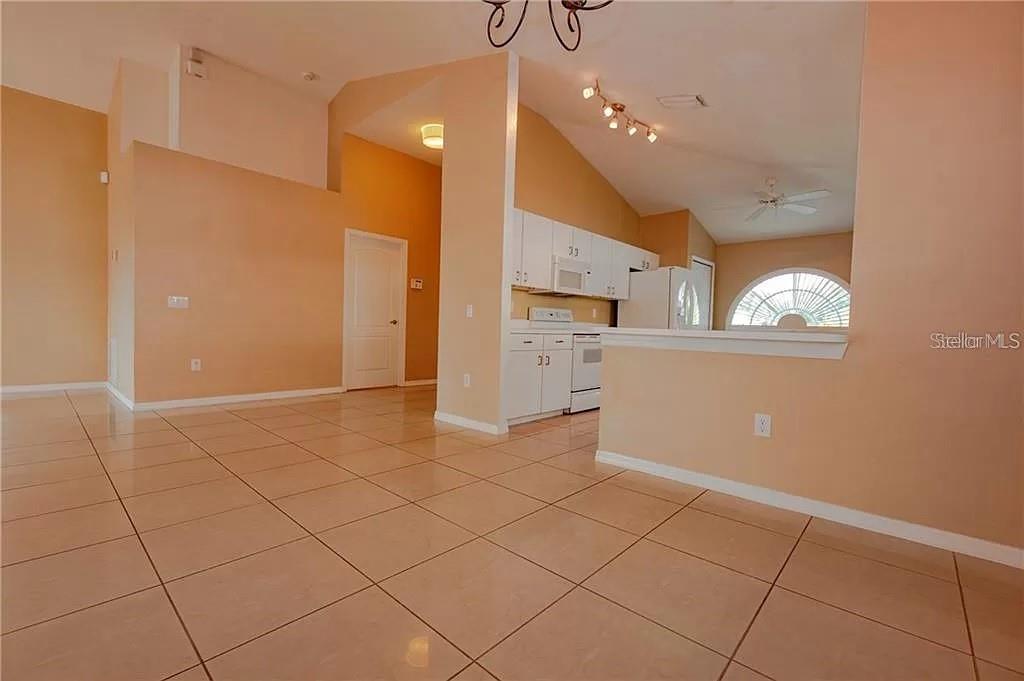 PAVILION PH 2 - Residential Lease