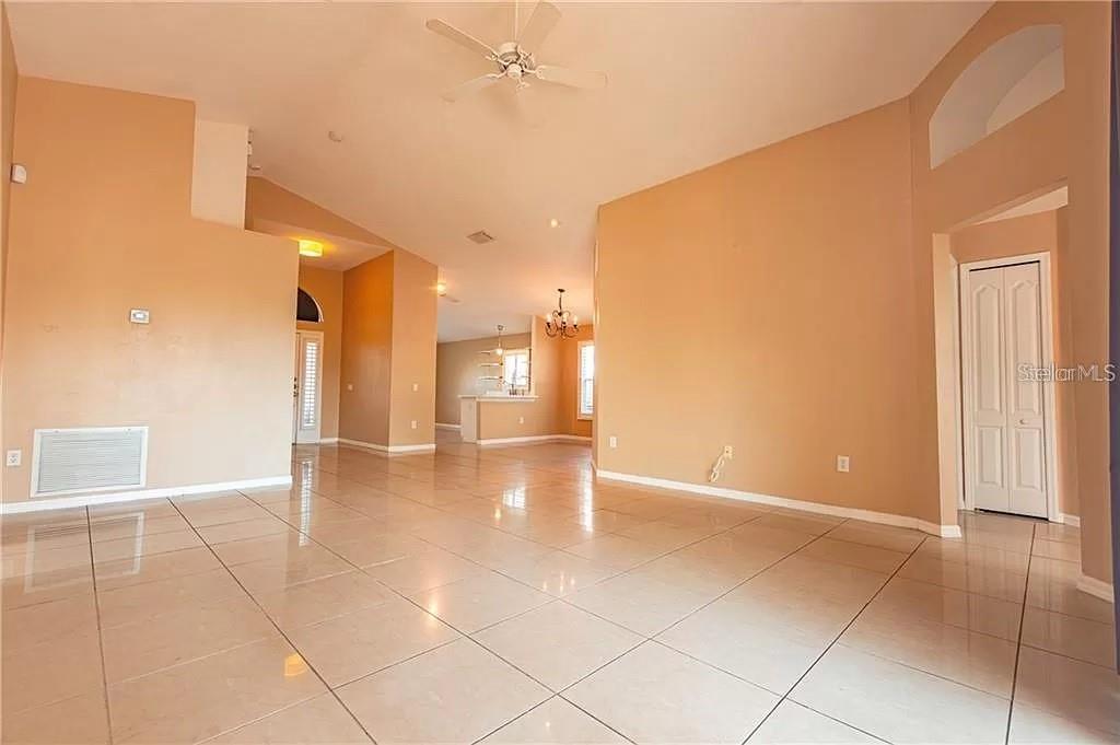 PAVILION PH 2 - Residential Lease