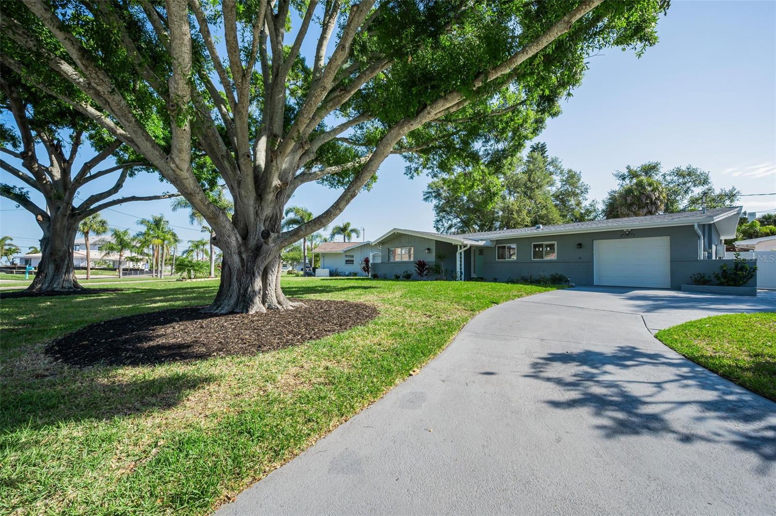 HARBOR VIEW VILLAS 1ST ADD - Residential