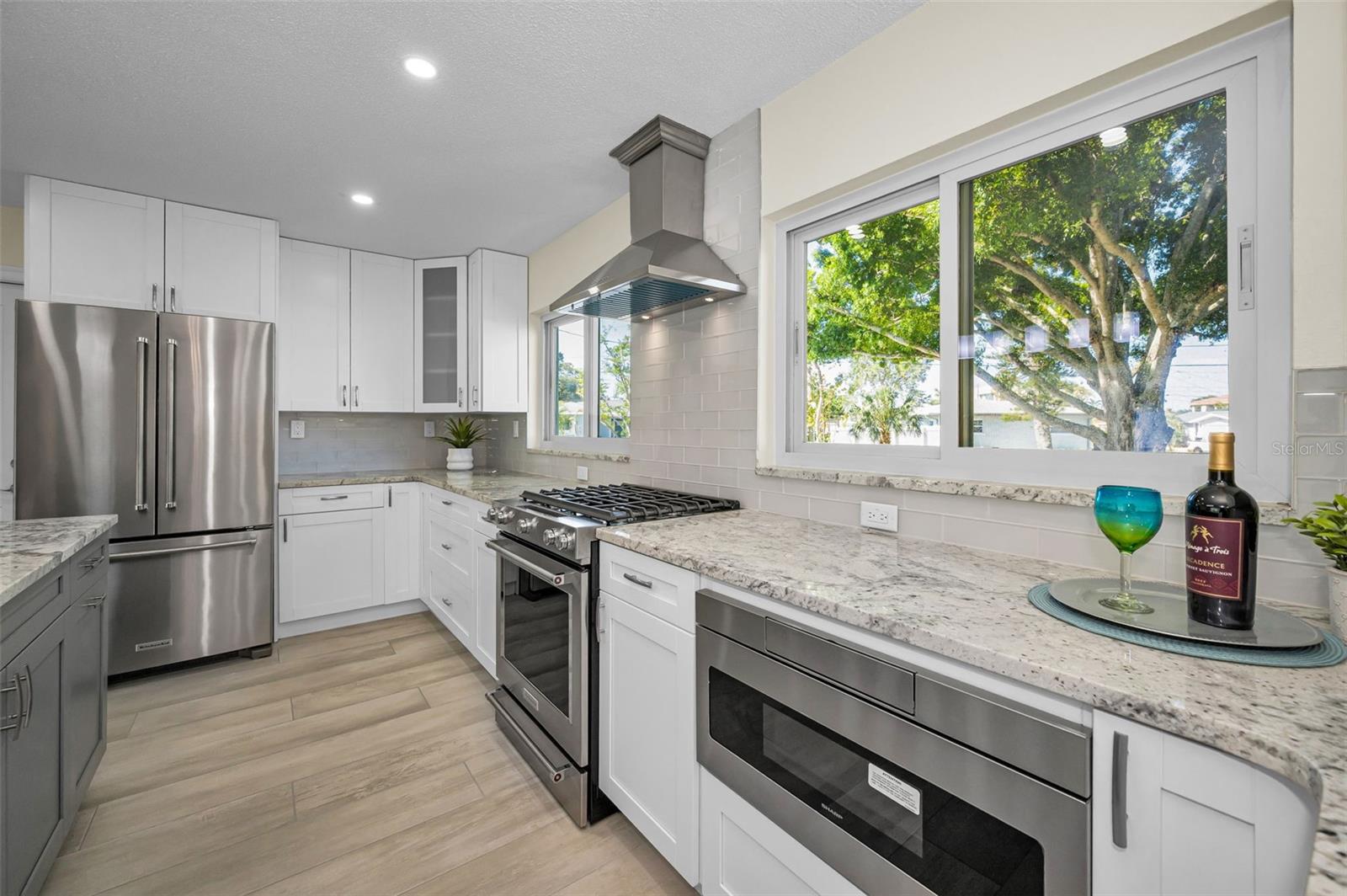 HARBOR VIEW VILLAS 1ST ADD - Residential