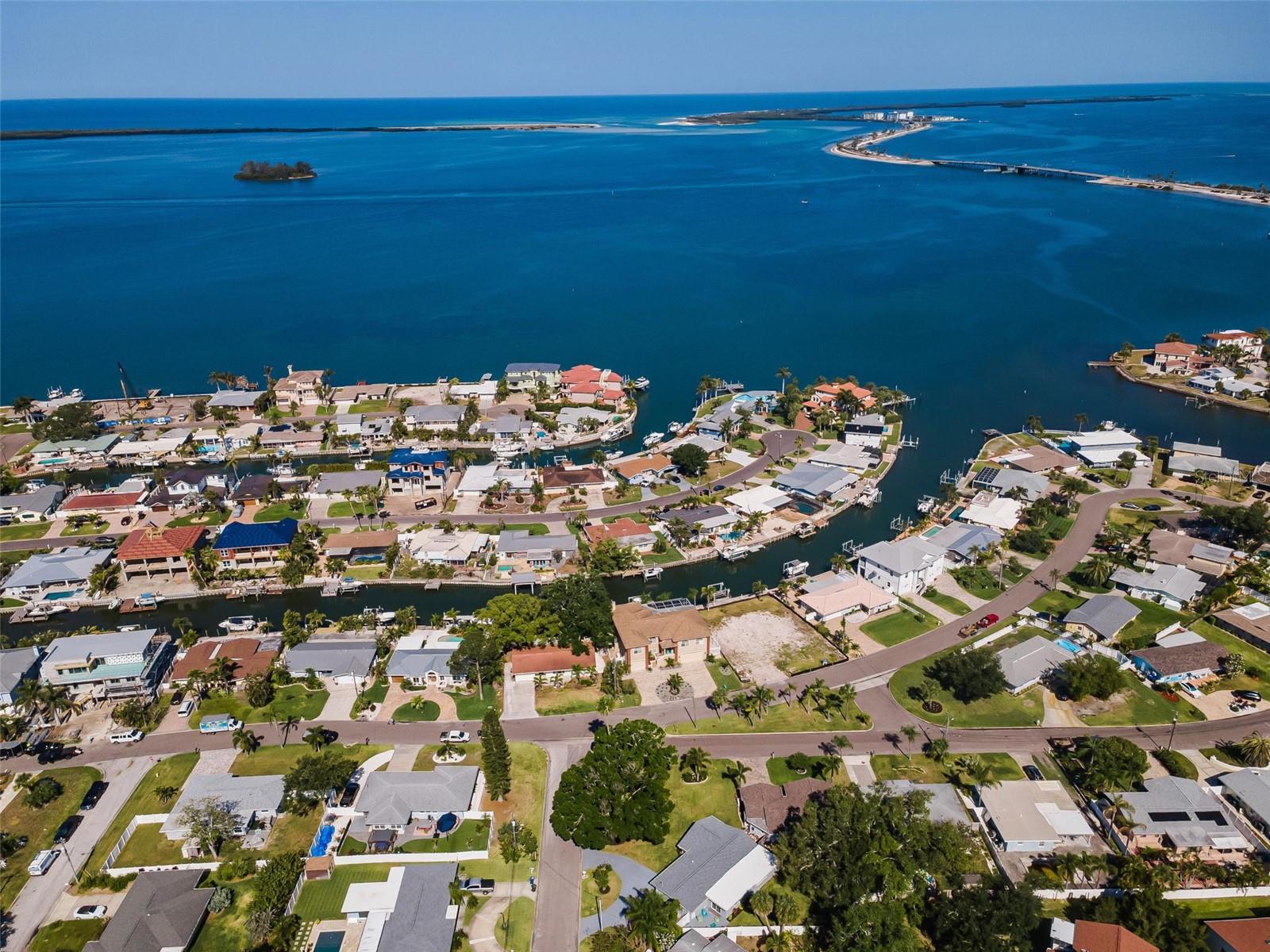 HARBOR VIEW VILLAS 1ST ADD - Residential