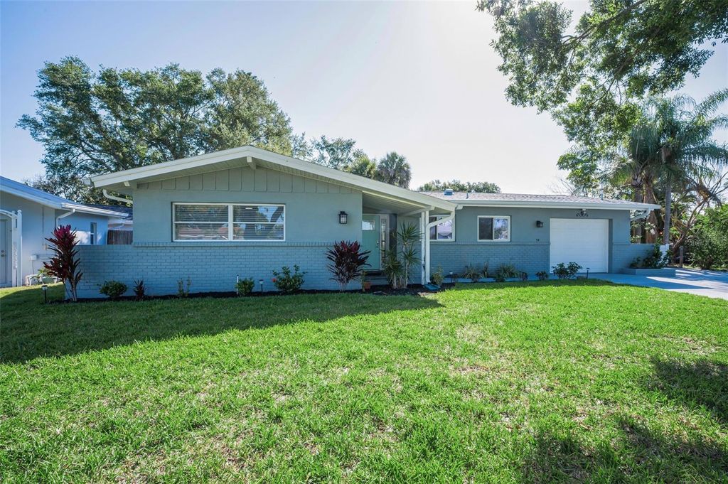 Photo of 94 Nicholas Drive, Dunedin, FL 34698 (MLS # TB8502037)