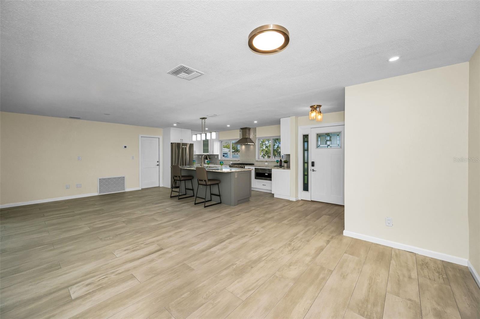 HARBOR VIEW VILLAS 1ST ADD - Residential