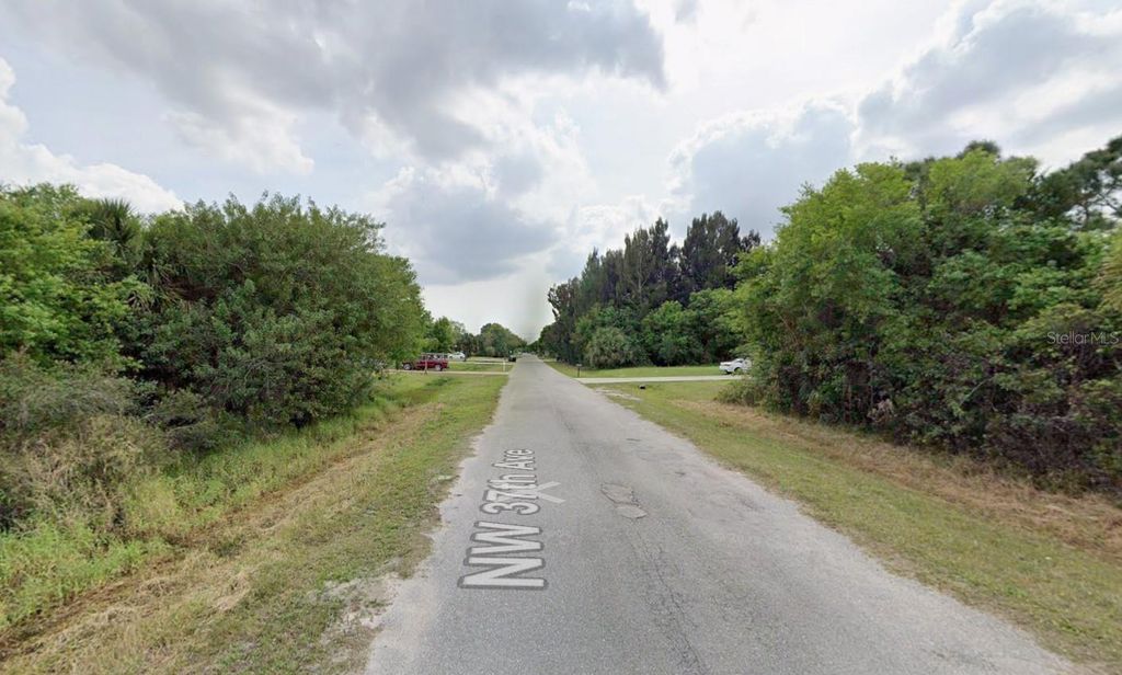 Photo of 3738 NW 37th Avenue, Okeechobee, FL 34972 (MLS # K4903438)