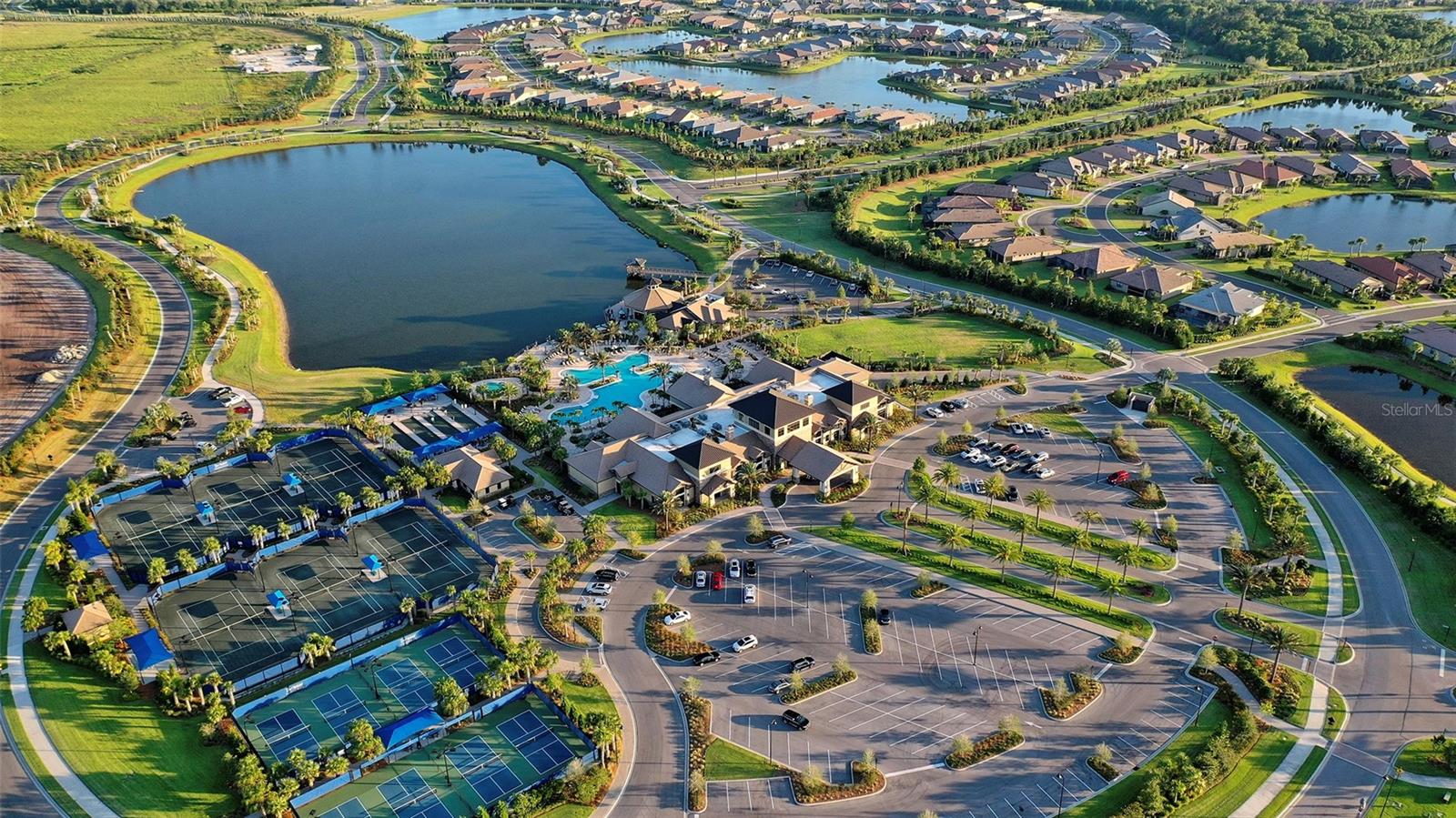 DEL WEBB PH I-B SUBPHASES D & F - Residential