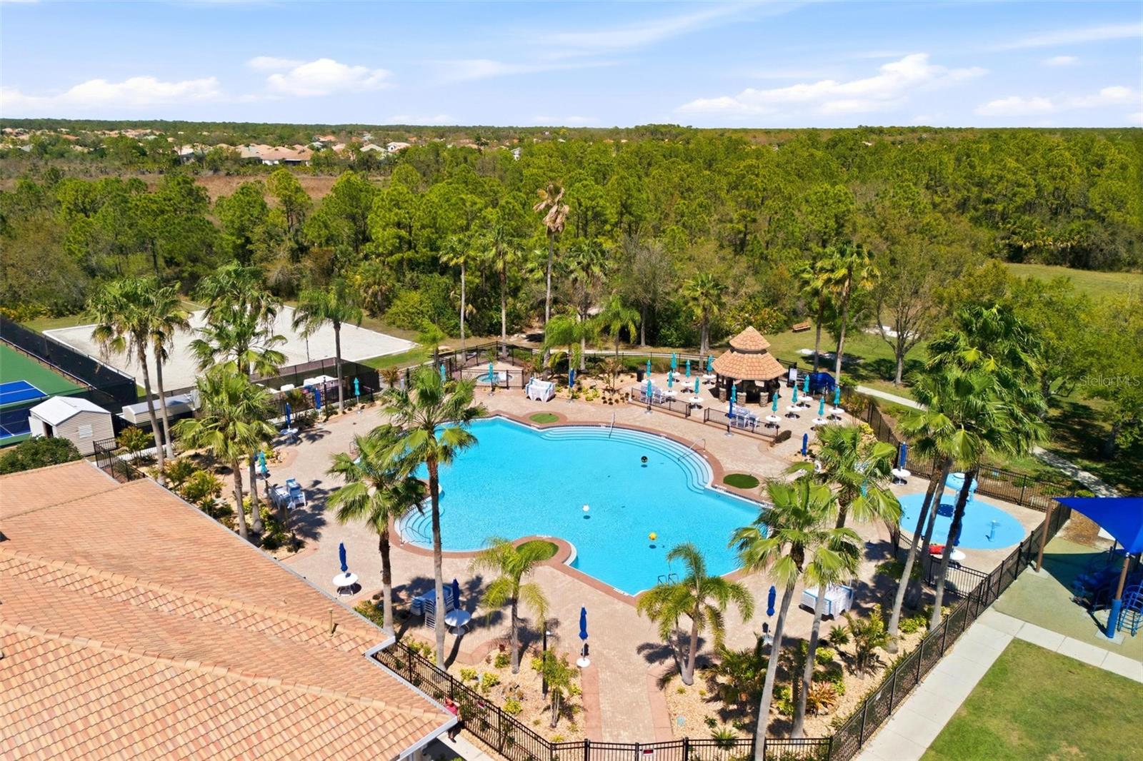 STONEYBROOK AT VENICE - Residential