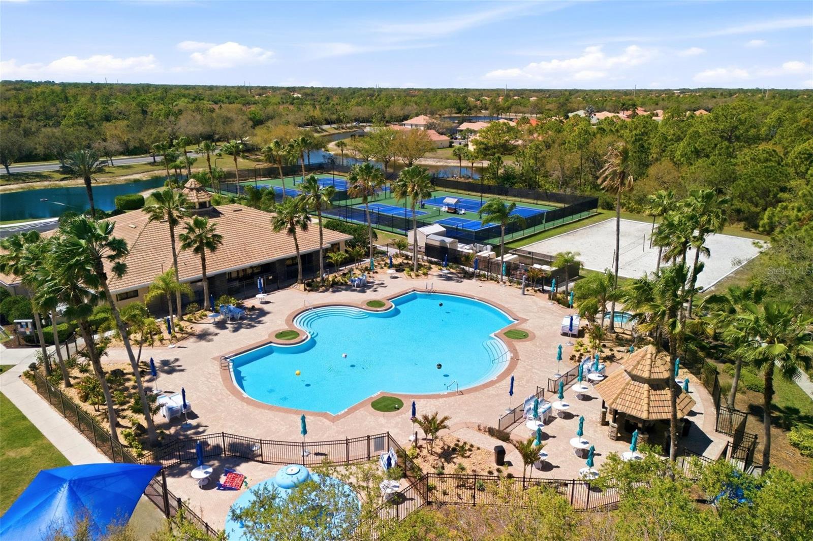 STONEYBROOK AT VENICE - Residential