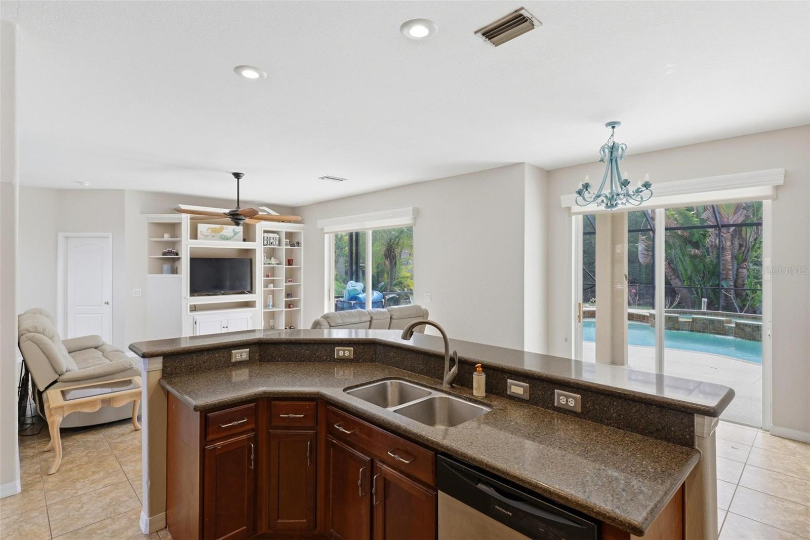 STONEYBROOK AT VENICE - Residential