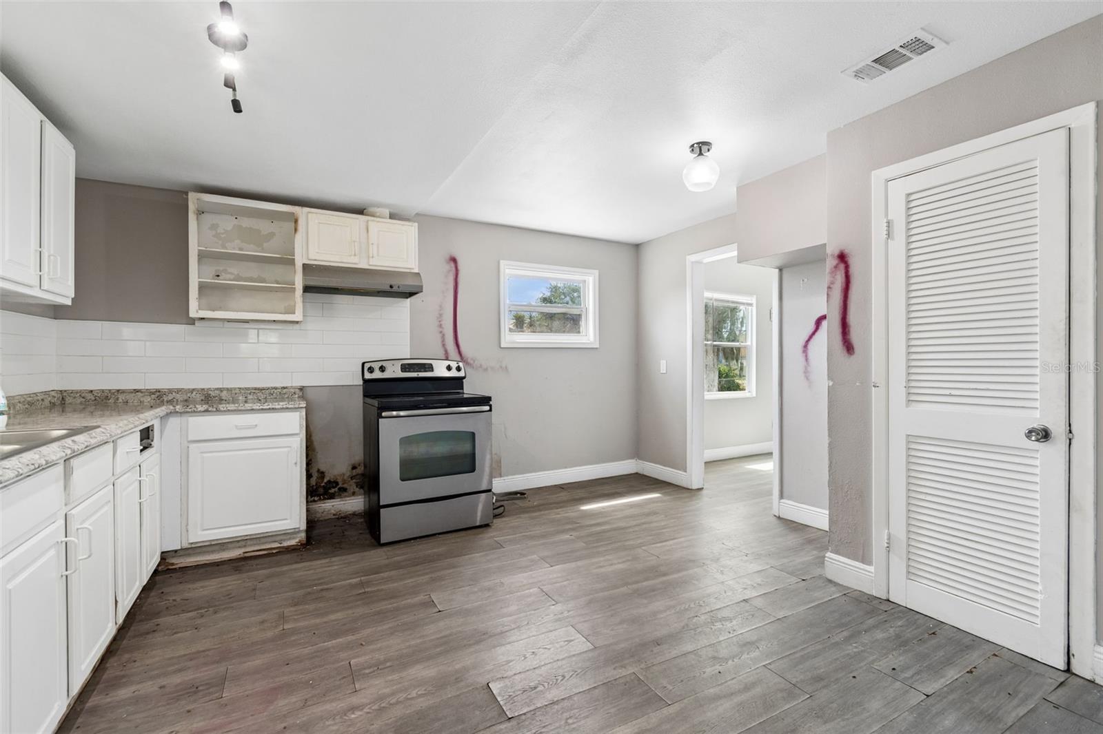 RUSKIN COLONY FARMS - Residential
