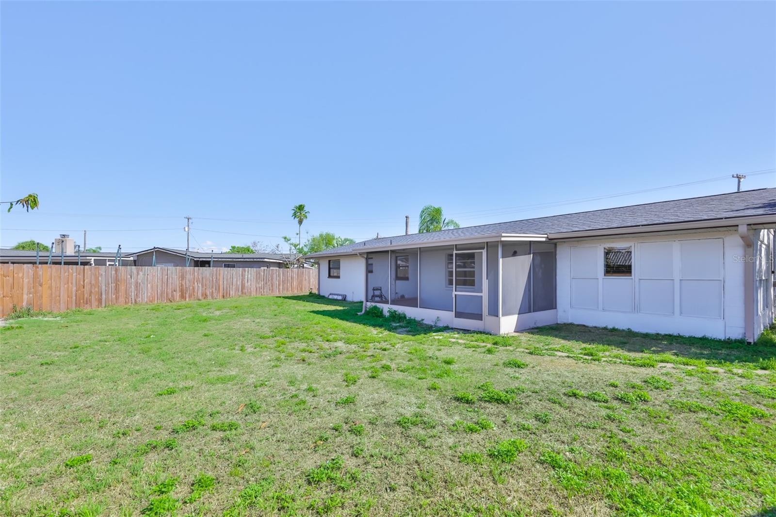 APOLLO BEACH UNIT ONE PT ONE - Residential