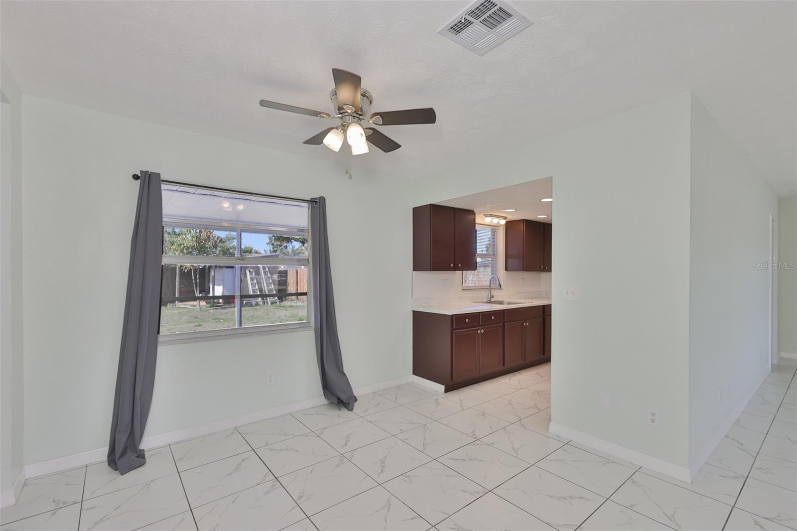 APOLLO BEACH UNIT ONE PT ONE - Residential