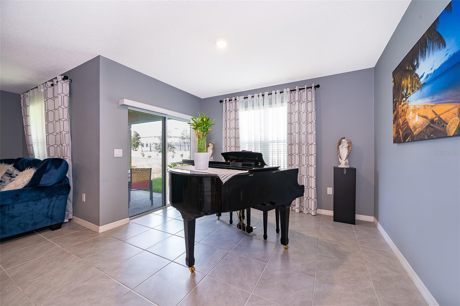 VICTORIA OAKS PH C - Residential Lease