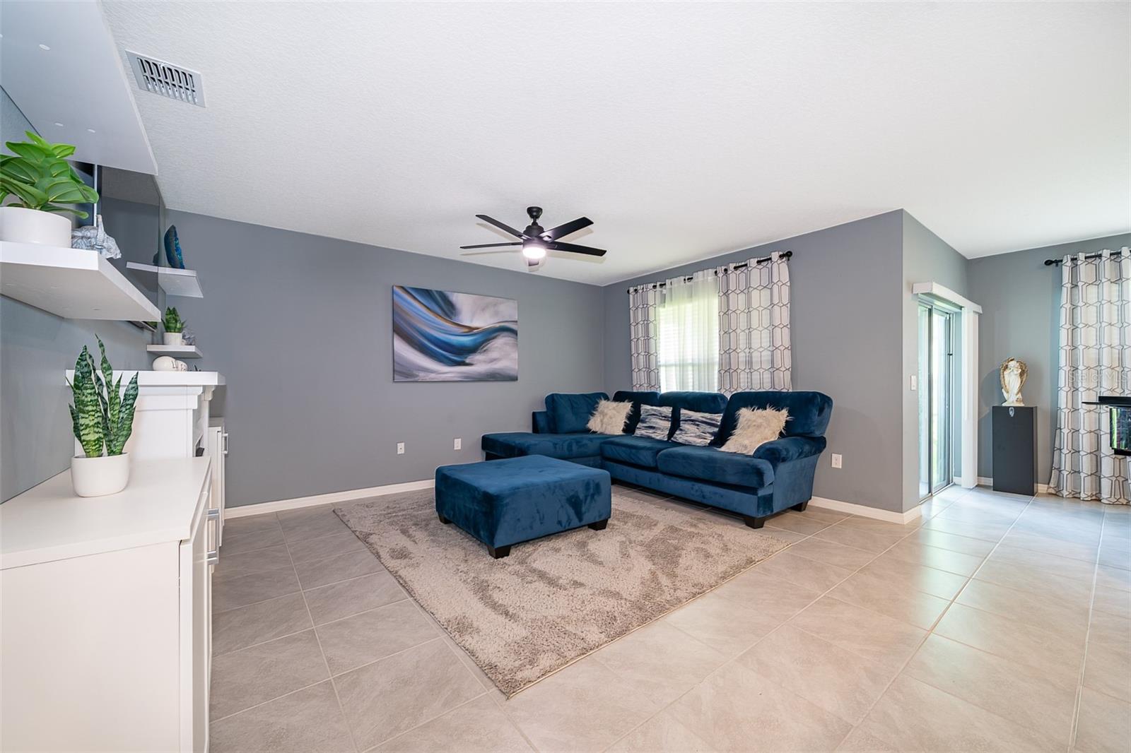 VICTORIA OAKS PH C - Residential Lease