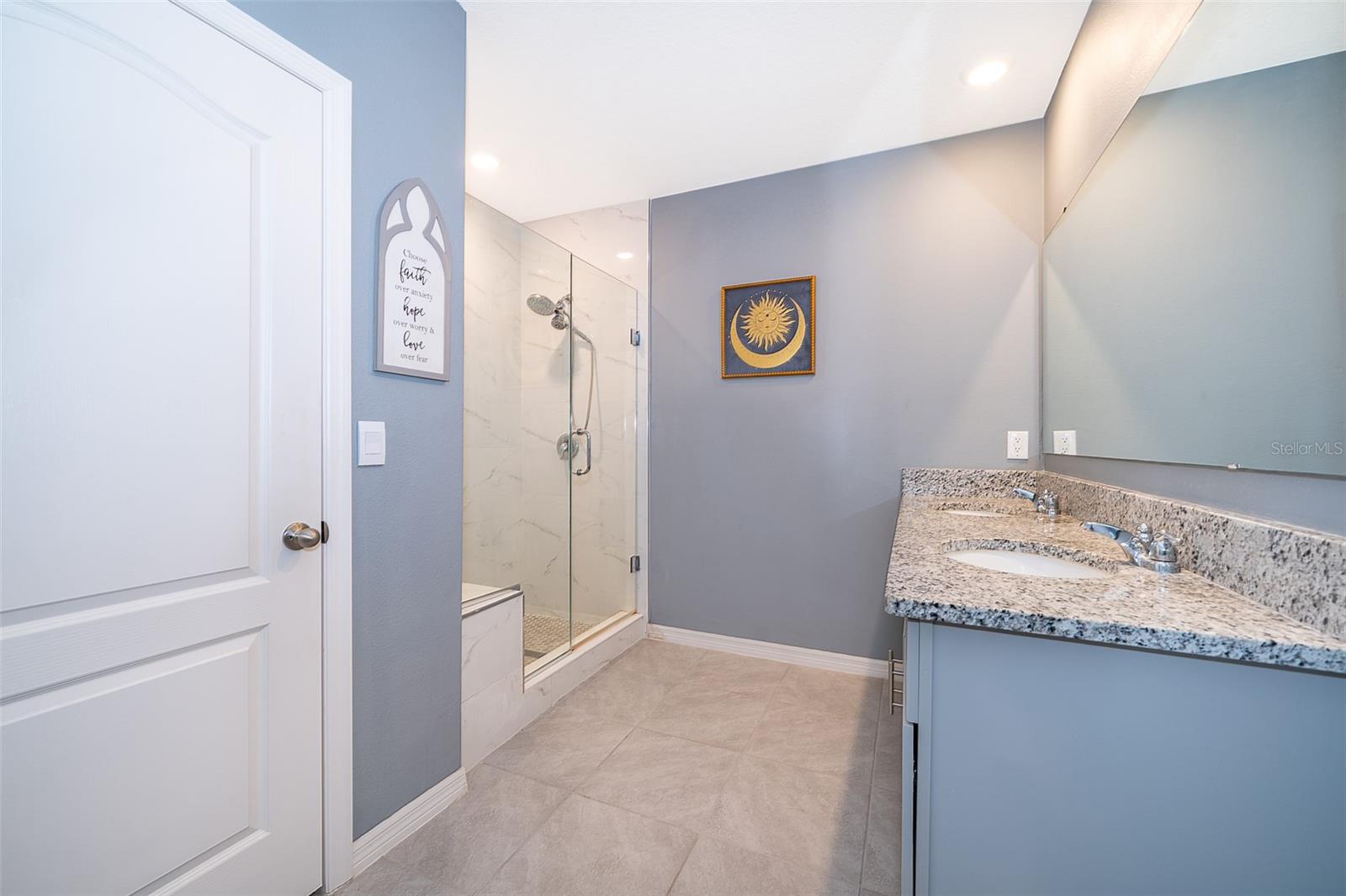 VICTORIA OAKS PH C - Residential Lease