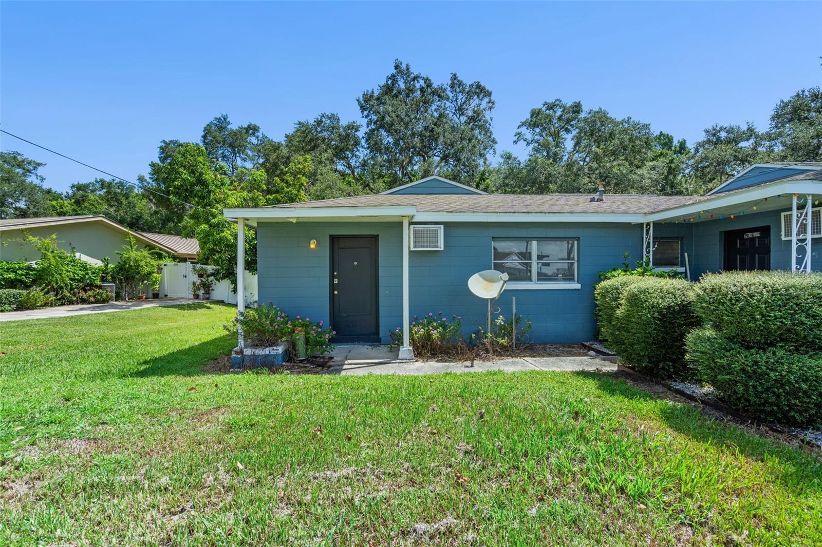 SUNSHINE PARK - Residential Lease