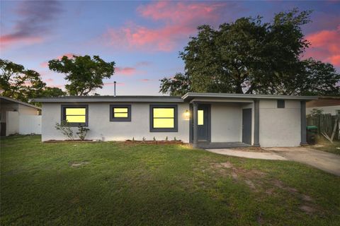 Photo of 3927 Citadel Drive, Orlando, FL 32839 (MLS # O6309549)