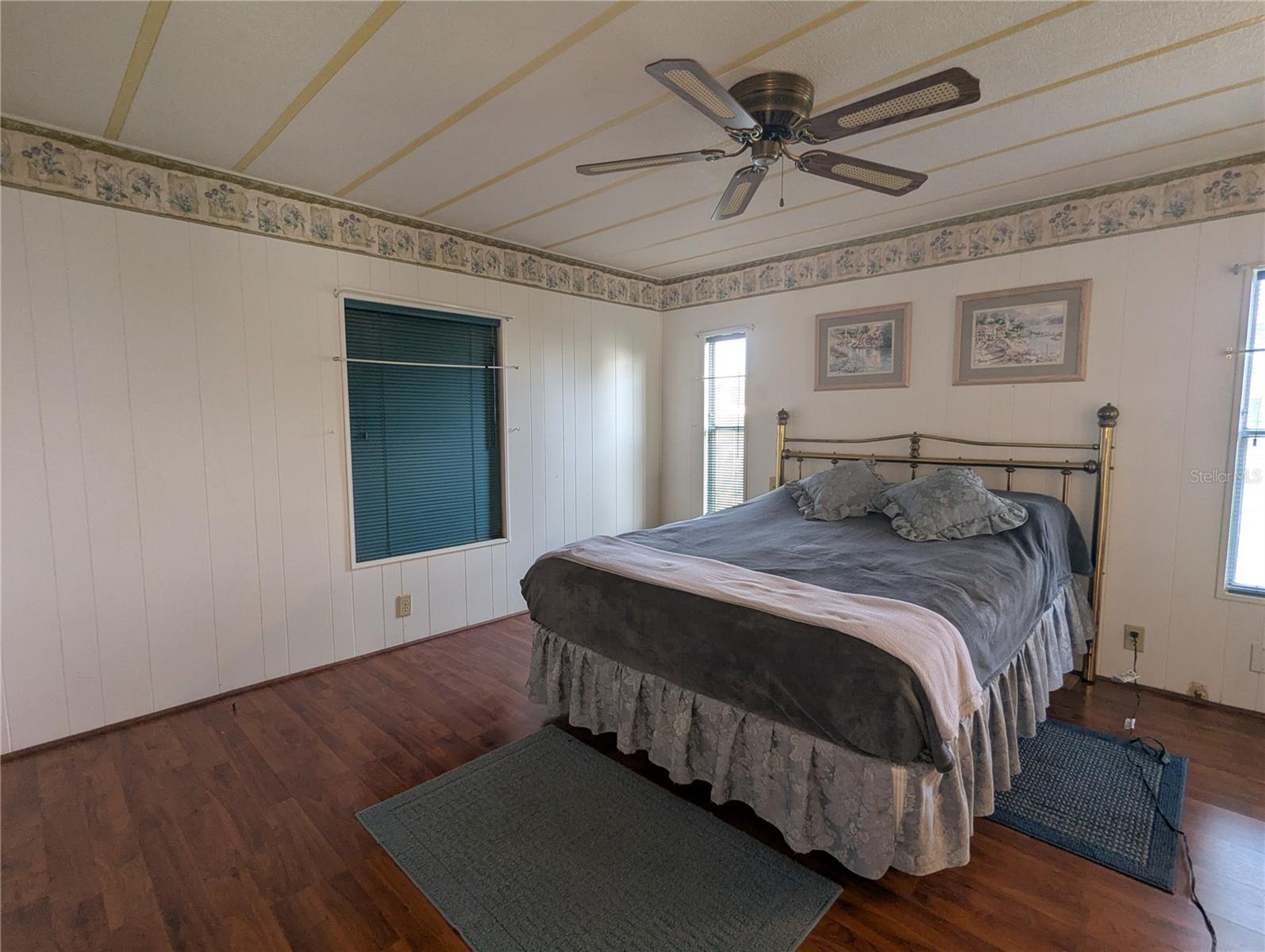 LAKESIDE HILLS ESTATES - Residential