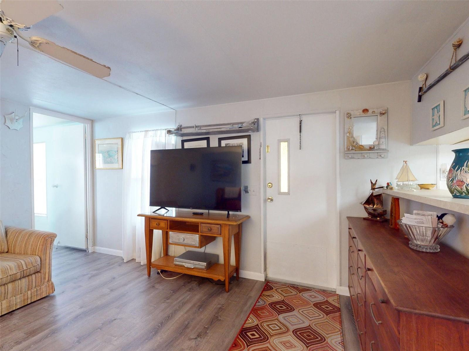 FRIENDLY SHORES COOP - Residential