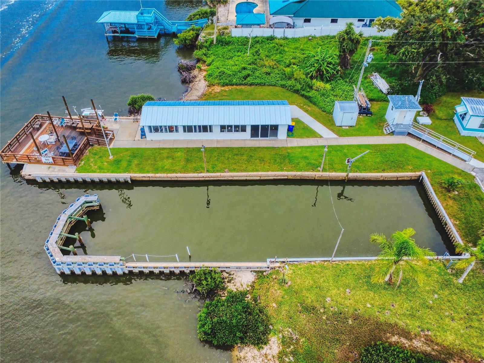 FRIENDLY SHORES COOP - Residential