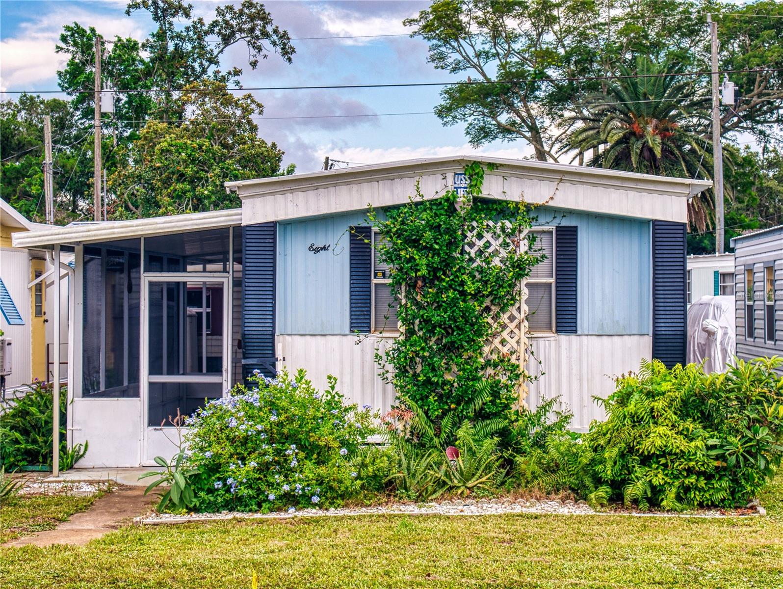 FRIENDLY SHORES COOP - Residential