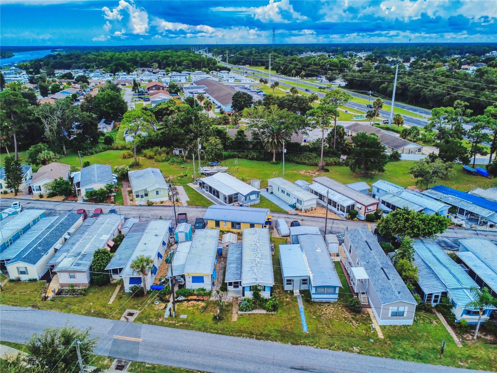 FRIENDLY SHORES COOP - Residential