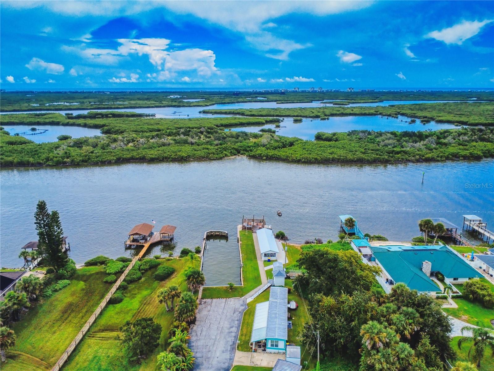 FRIENDLY SHORES COOP - Residential