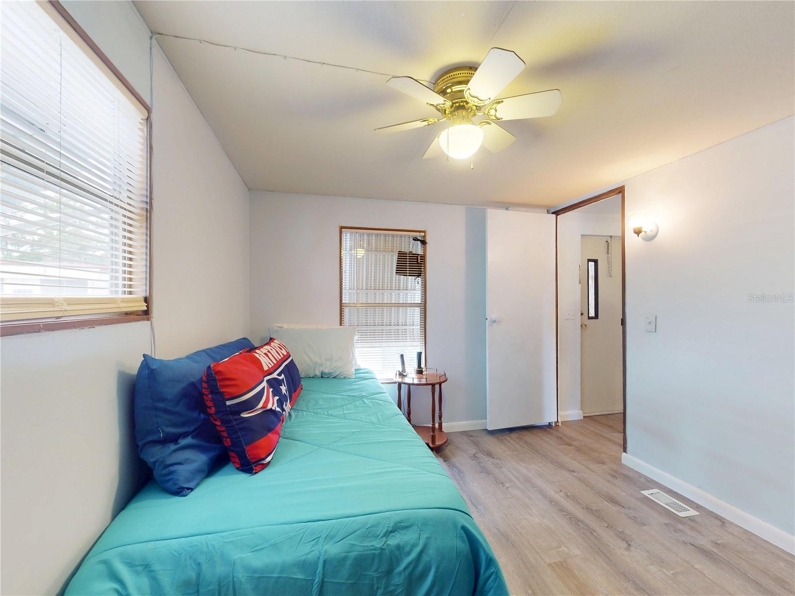 FRIENDLY SHORES COOP - Residential