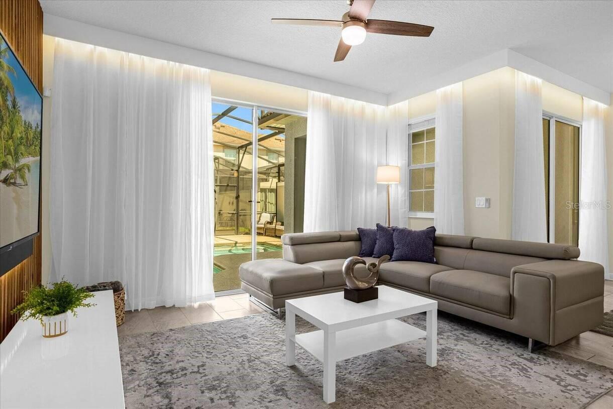 STOREY LAKE PH 3 - Residential