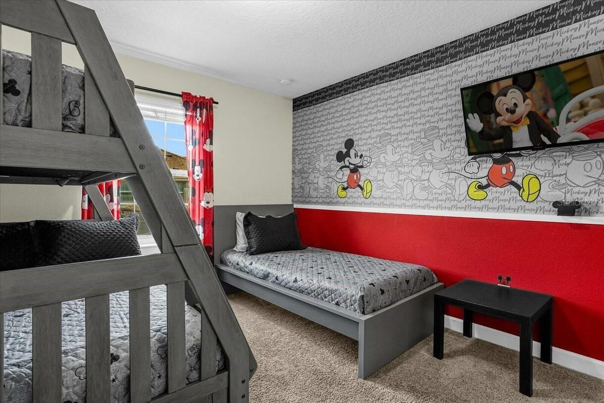 STOREY LAKE PH 3 - Residential