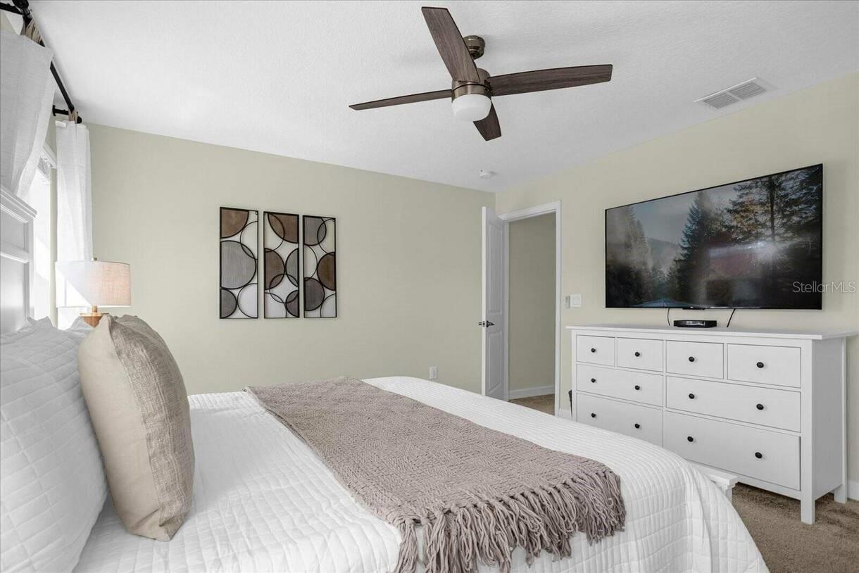 STOREY LAKE PH 3 - Residential