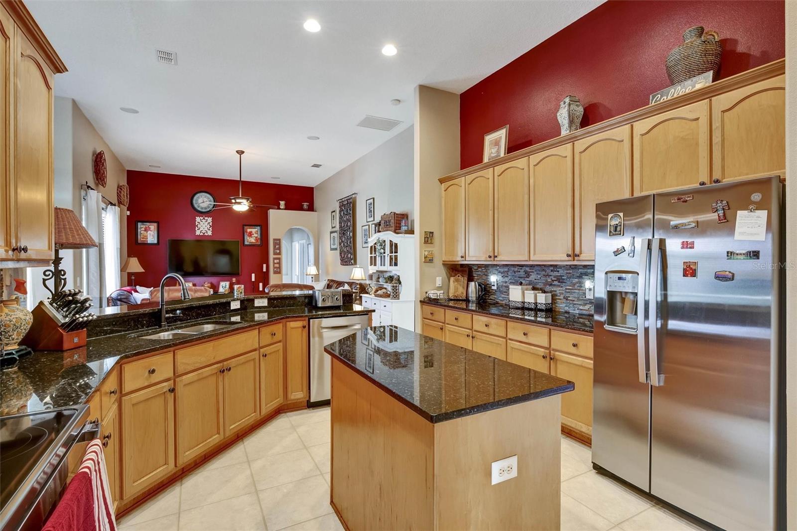 1527 GANTS CIRCLE
