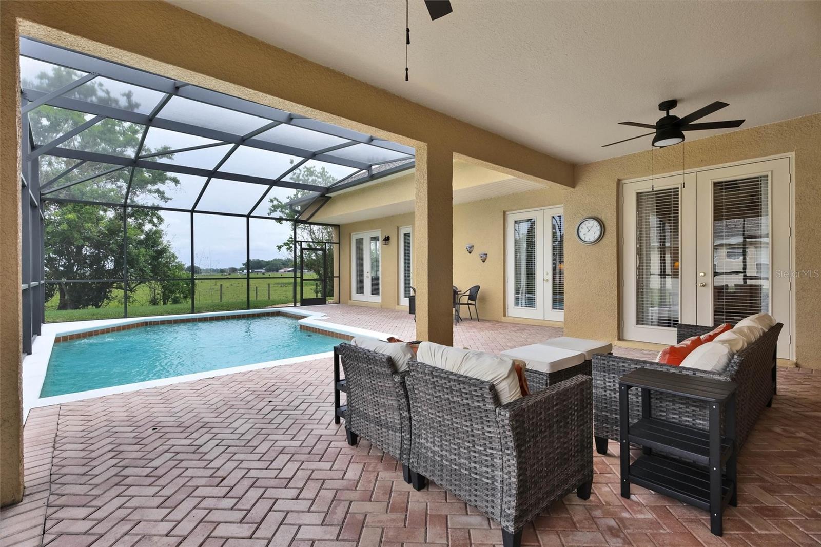 ASHLEY COVE UNIT 3 - Residential