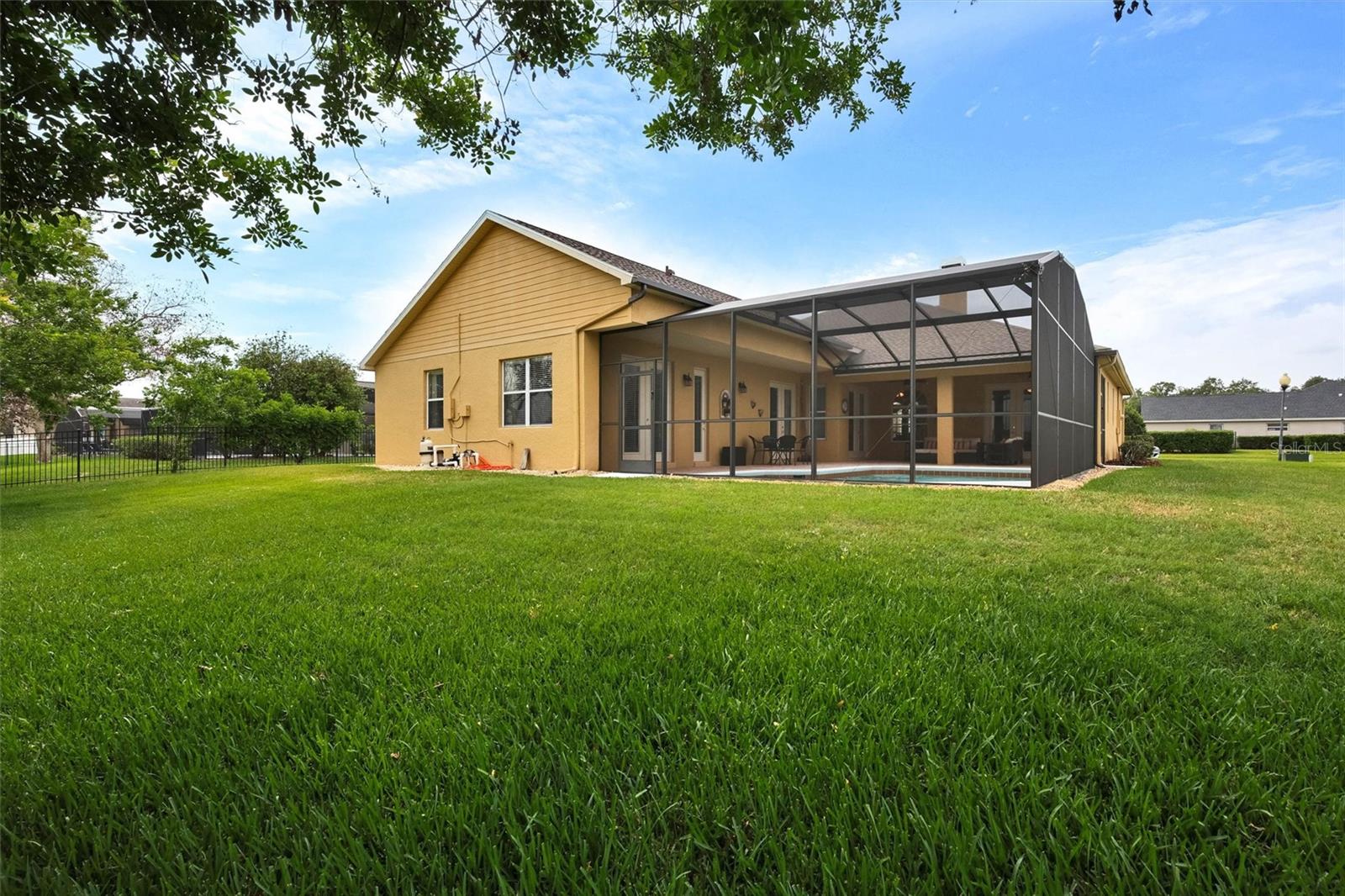 ASHLEY COVE UNIT 3 - Residential