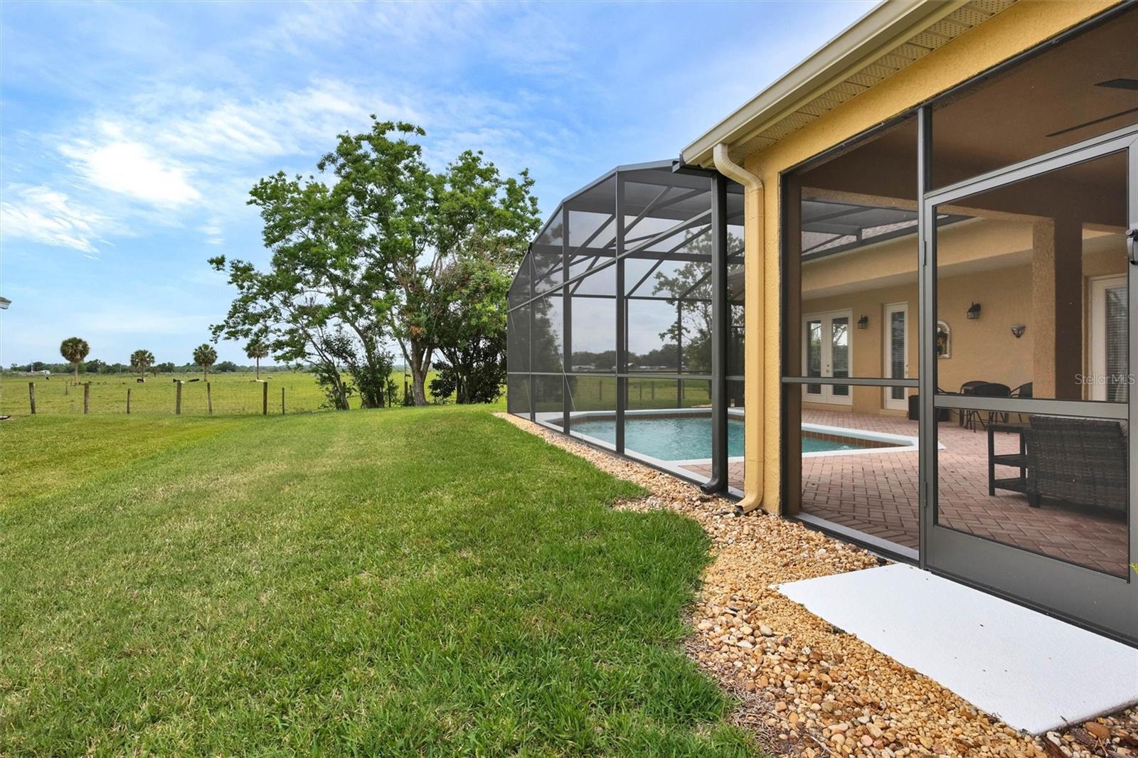 ASHLEY COVE UNIT 3 - Residential
