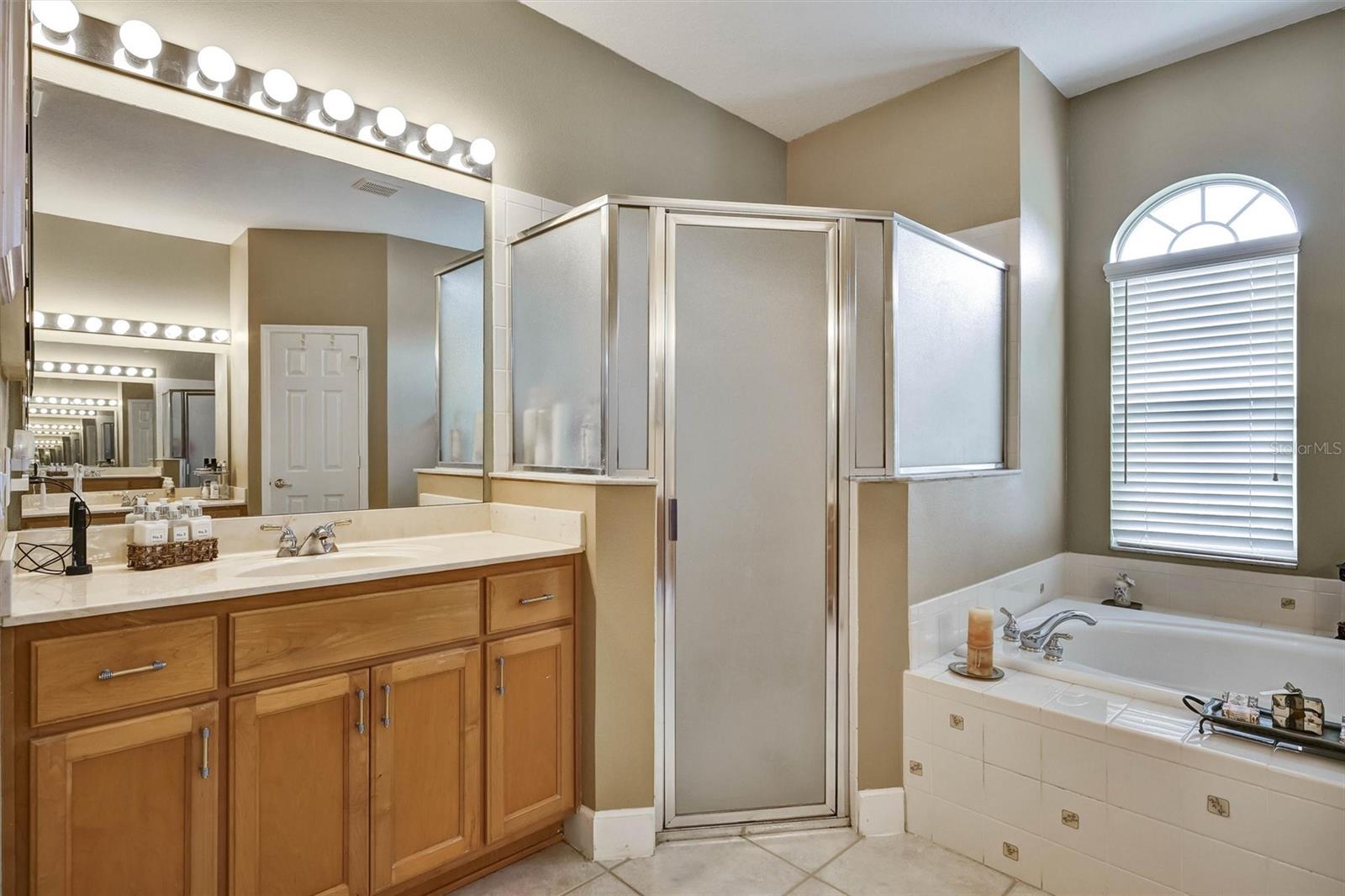 ASHLEY COVE UNIT 3 - Residential
