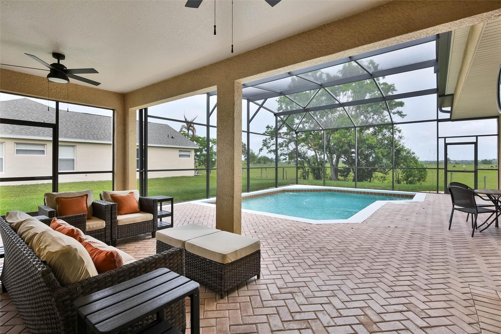 ASHLEY COVE UNIT 3 - Residential