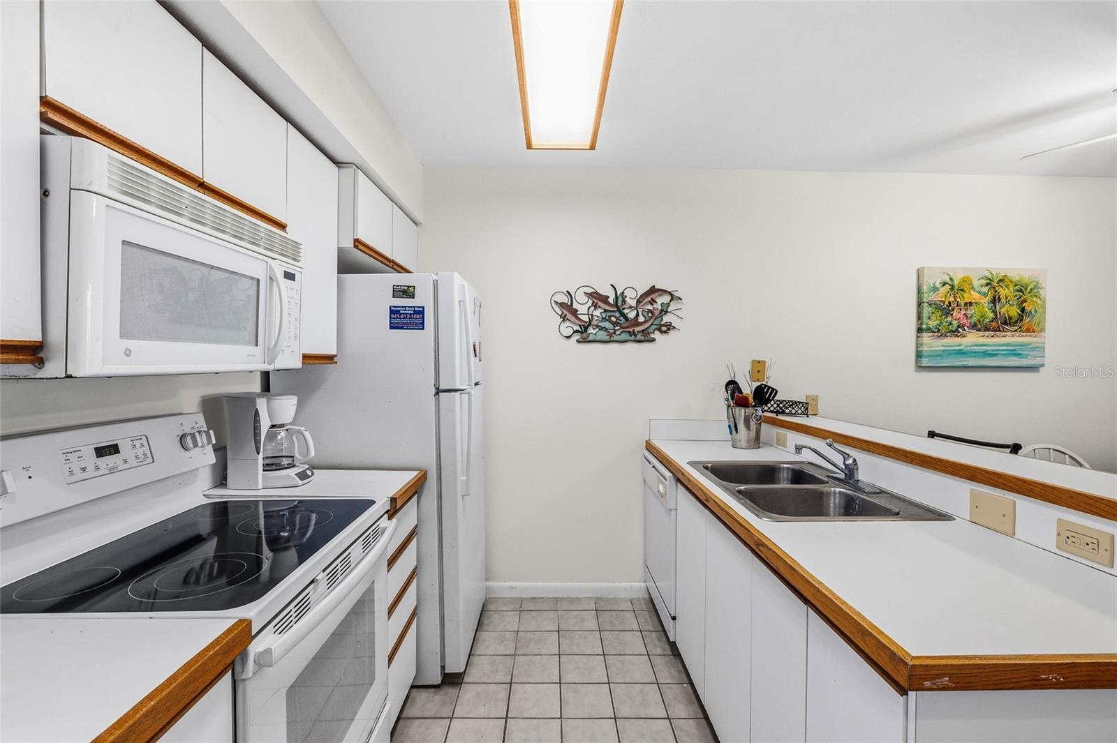 HIDEAWAY BAY BEACH CLUB PH 02 - Residential