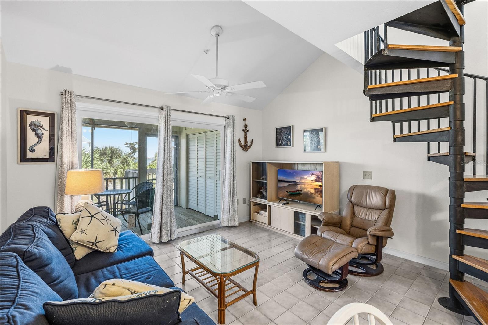 HIDEAWAY BAY BEACH CLUB PH 02 - Residential