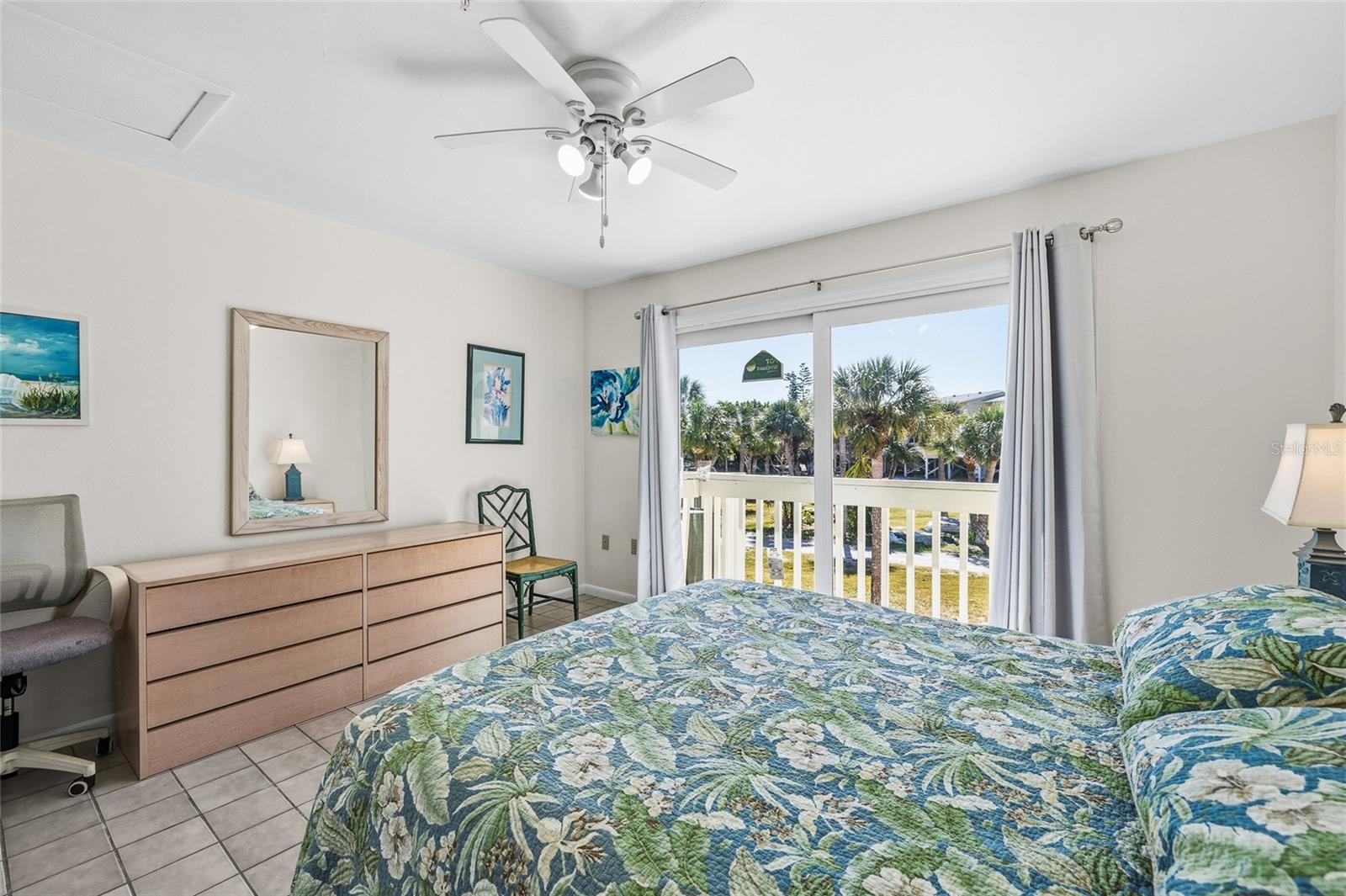 HIDEAWAY BAY BEACH CLUB PH 02 - Residential